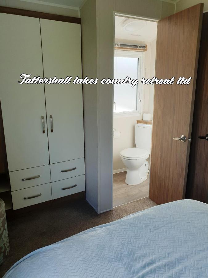 Tattersall Lakes Country Retreat Villa Dogdyke Exterior photo